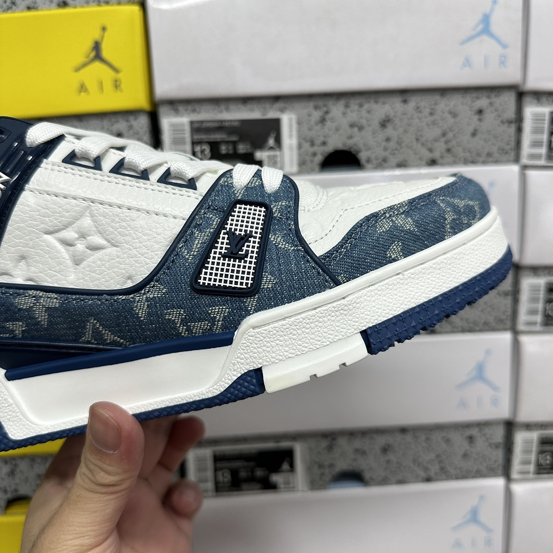 Louis Vuitton Trainer 1-01 - Image 5