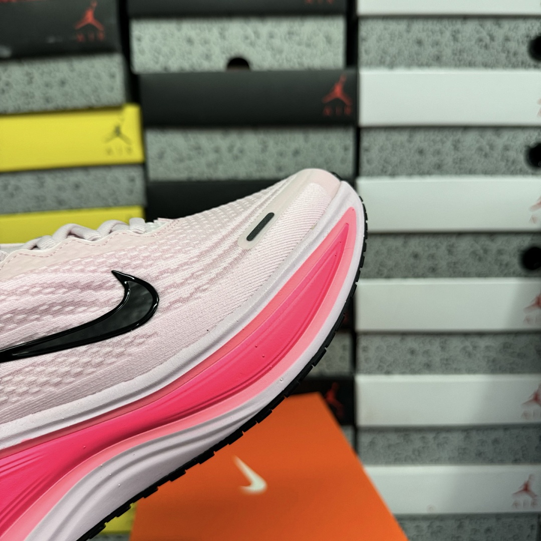 Nike Vomero Plus Pink Foam Hyper - Image 10