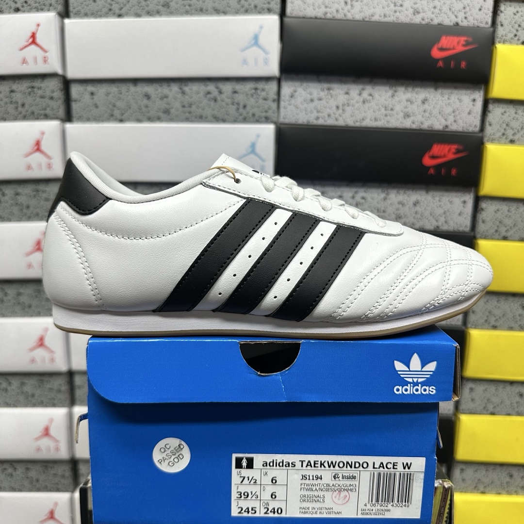 Adidas Taekwondo Cloud White Core Black Gum