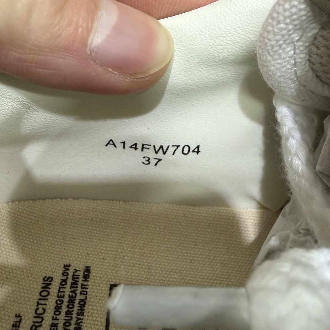 On Running Maison Mihara Yasuhiro NO.302 - Image 2