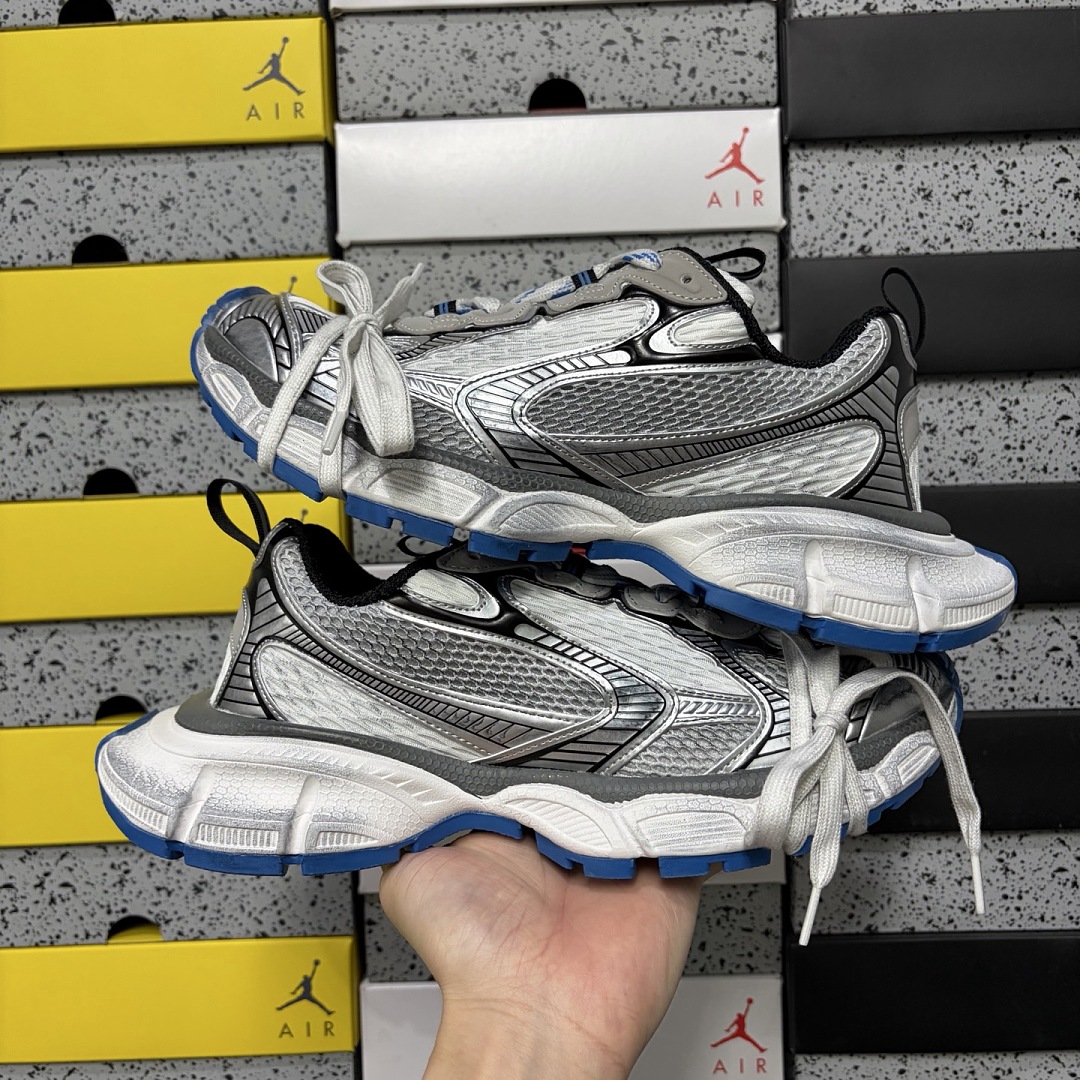 Balenciaga BLCG 3XL - Image 9