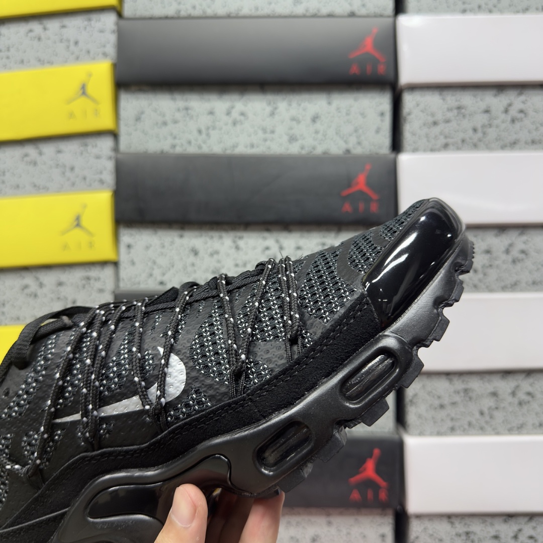 Nike Air Max Plus Toggle Black Reflective FD0670-001 White (Strap) - Image 5