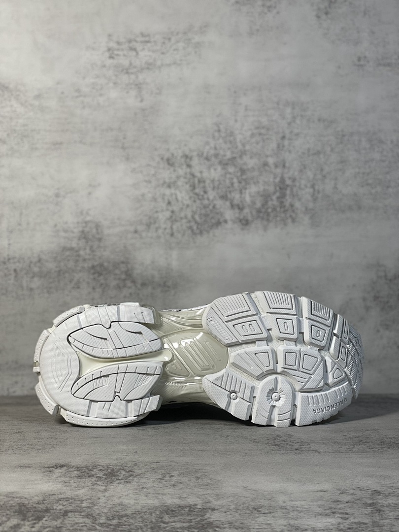 Balenciaga Runner 7.5 - Image 47