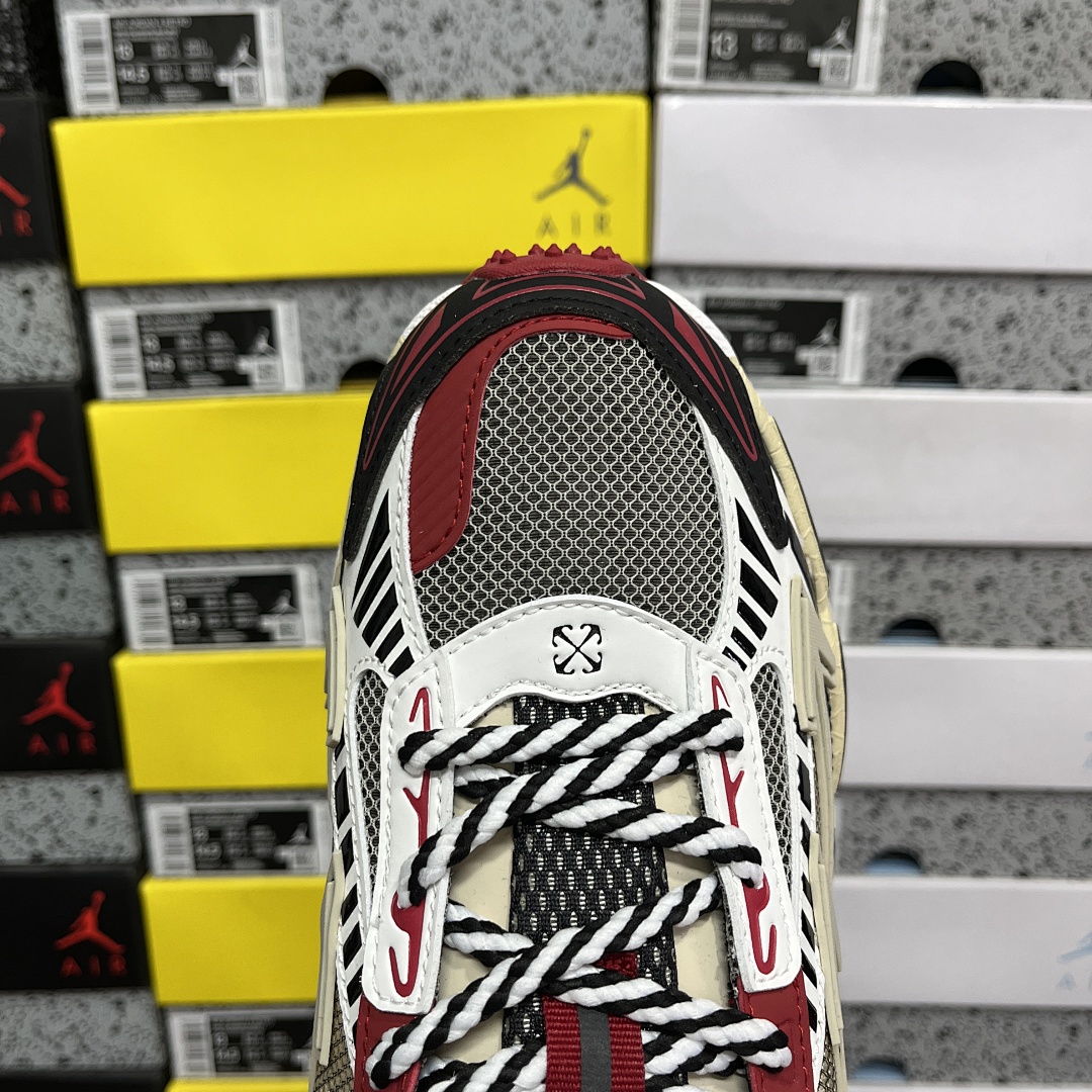 Off-White Be Right Back - Image 10