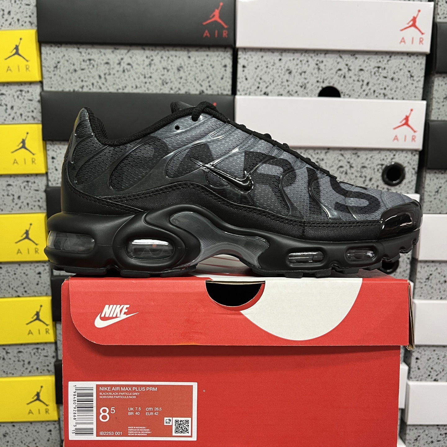Nike Air Max Plus PSG Paris Saint-Germain Black Particle (Grey) - Image 10