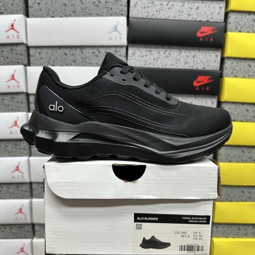 Alo Yoga Rnner A0590U_BLACK/BLACK