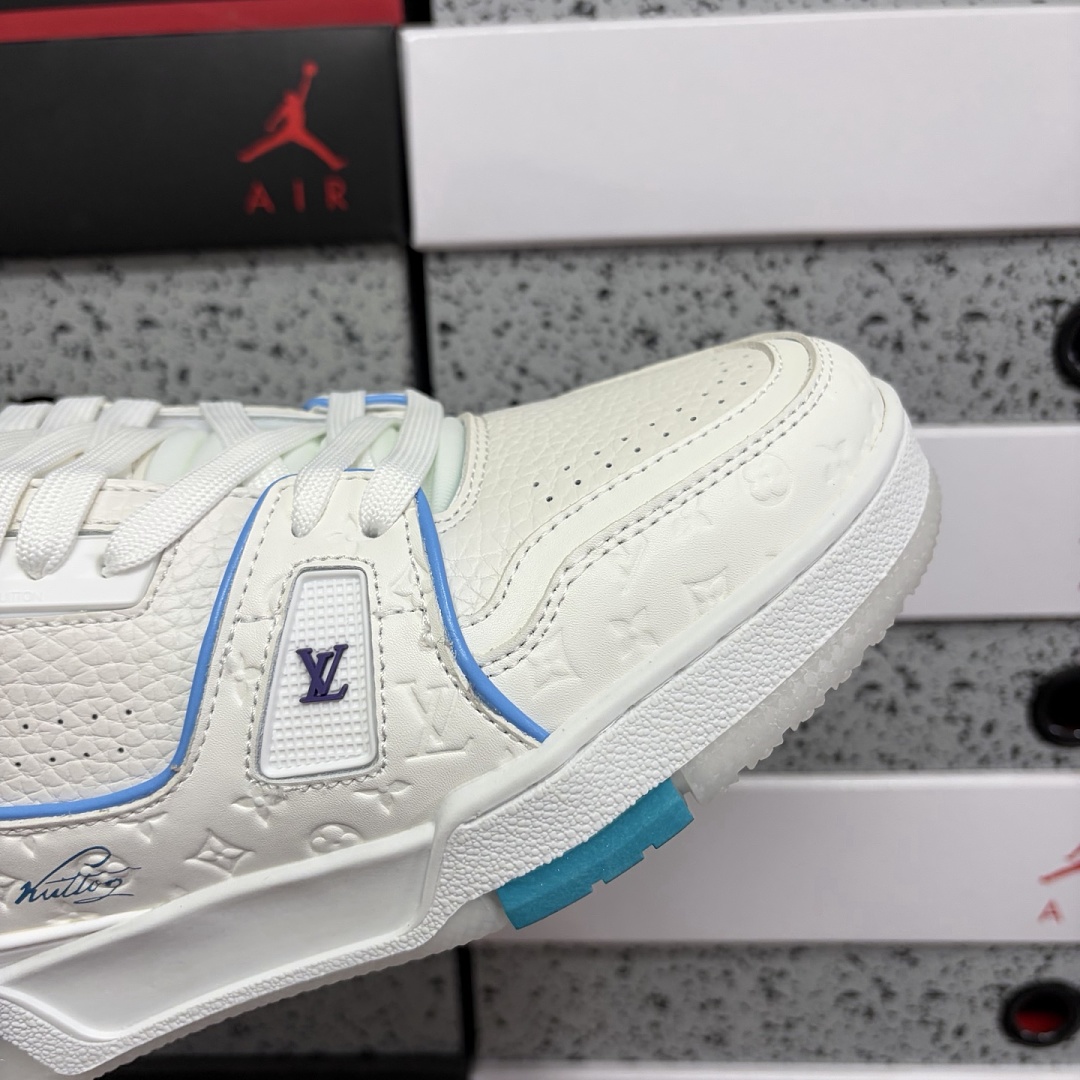 Louis Vuitton Trainer V2-07 - Image 2