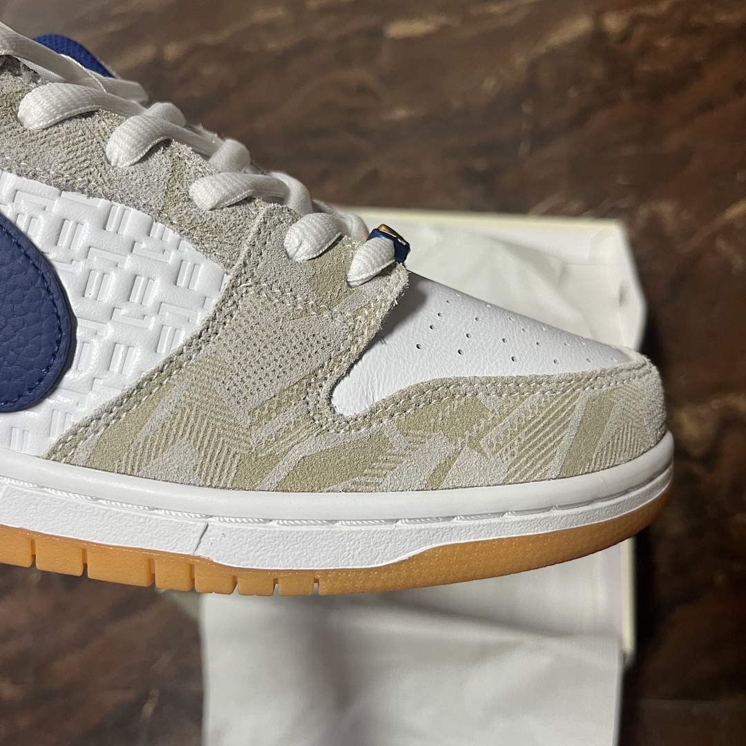 Nike SB Dunk Low Rayssa Leal - Image 2