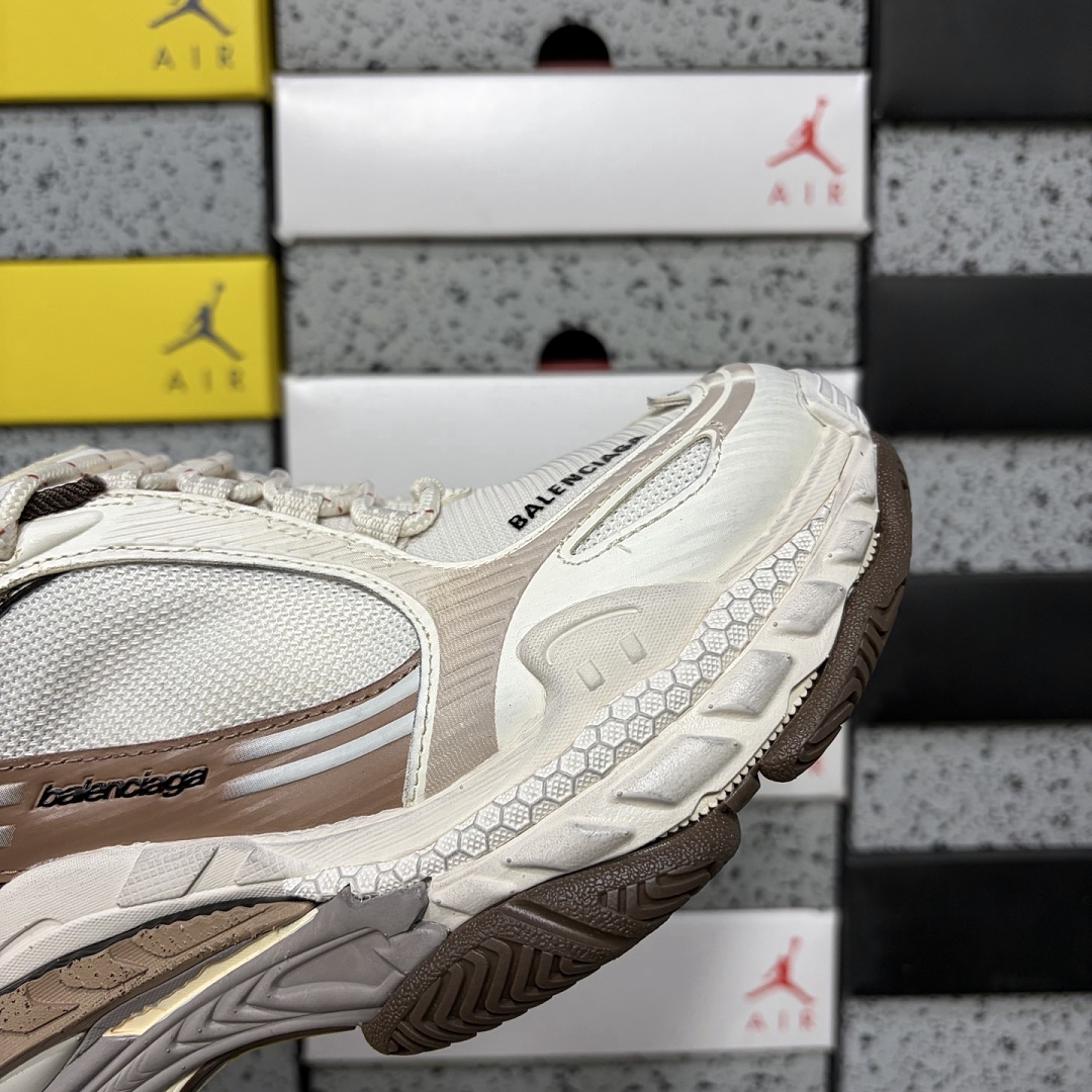 Balenciaga Triple S 2 - Image 8