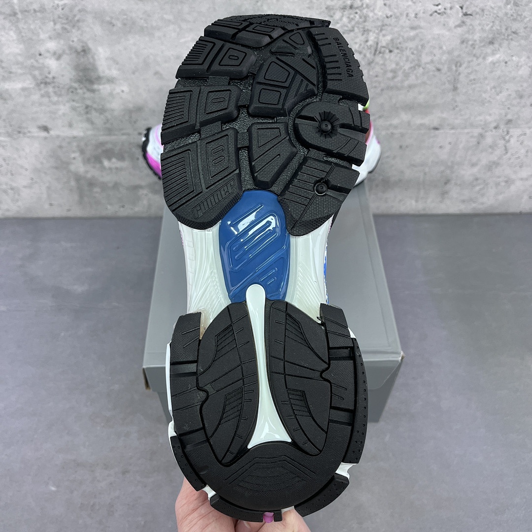 Balenciaga Runner - Image 54