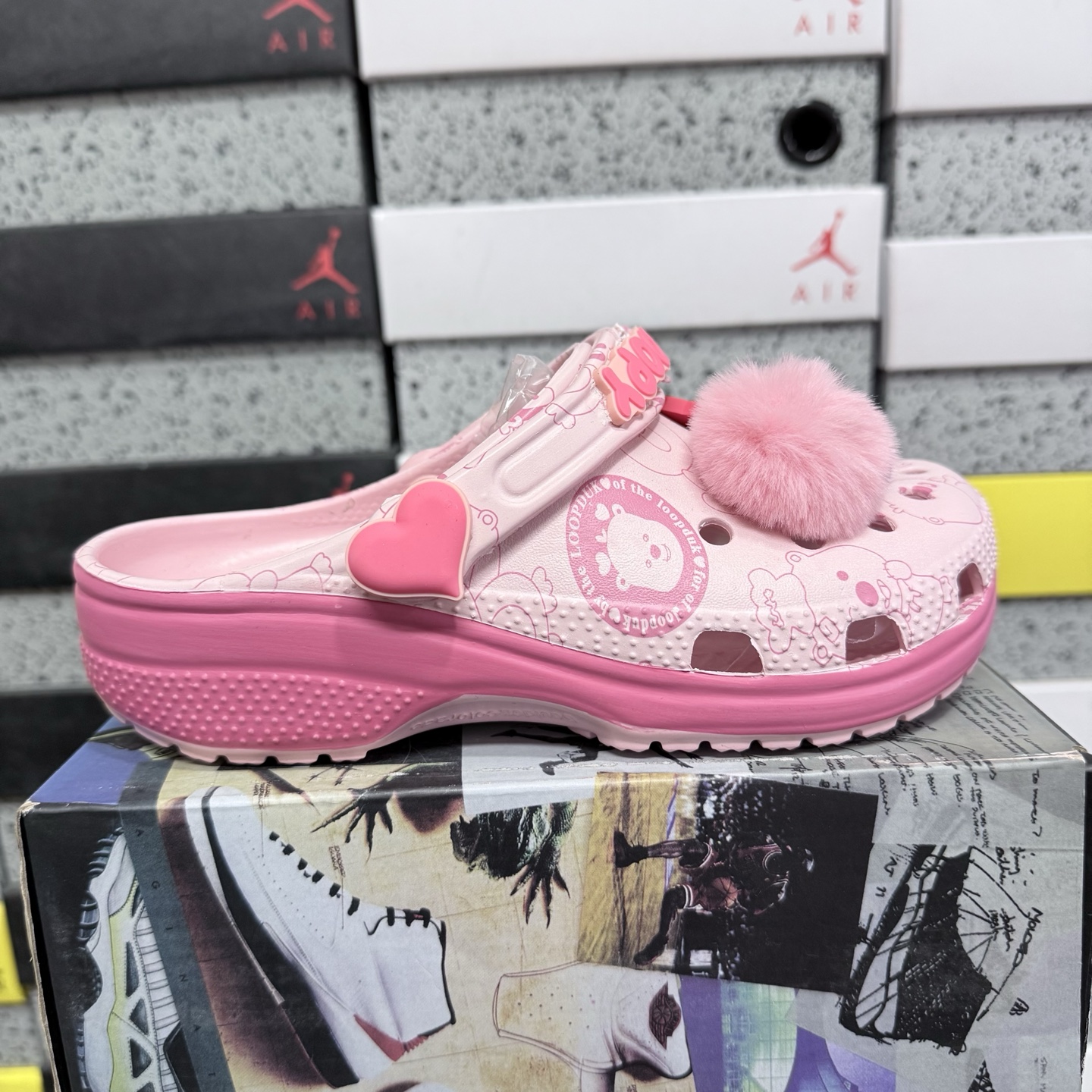Crocs Classic Clog LOOPY (Pink) - Image 11