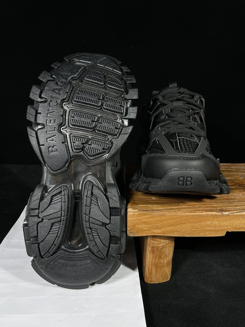 Balenciaga Track - Image 7