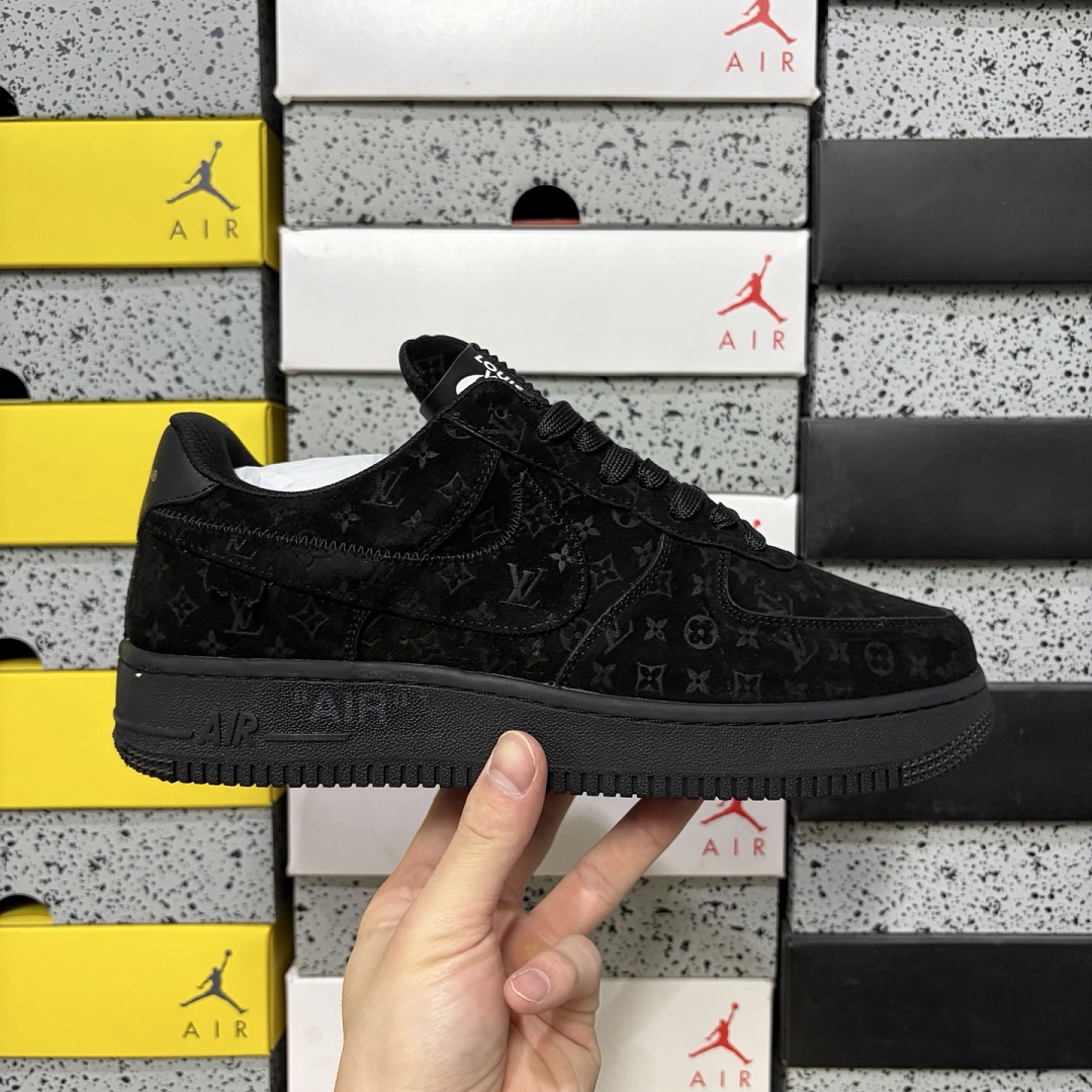 Louis Vuitton By Virgil Abloh Collab Black Velvet - Image 4