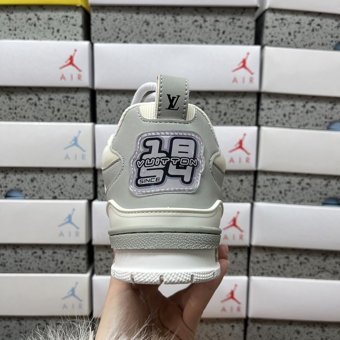 Louis Vuitton Skate Sneaker V3-2 - Image 7