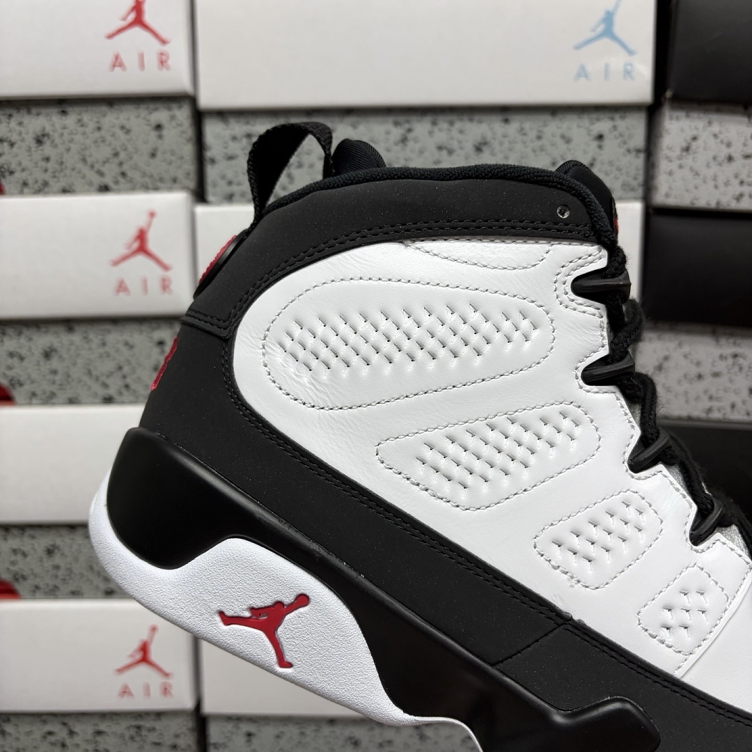 Nike OG Space Jam 9 - Image 6