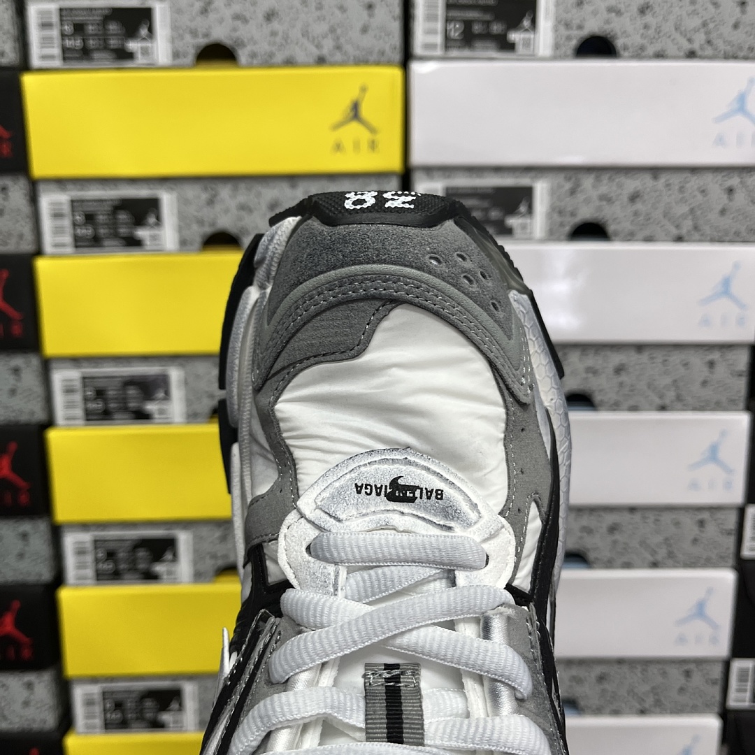 Balenciaga BLCG Runner 7 Gen - Image 8