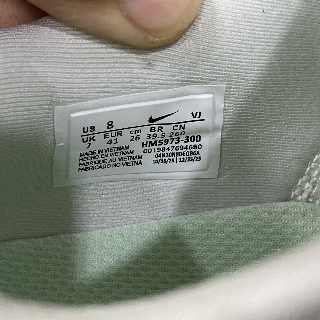 Nike Vomero Premium Barely (Green) - Image 7