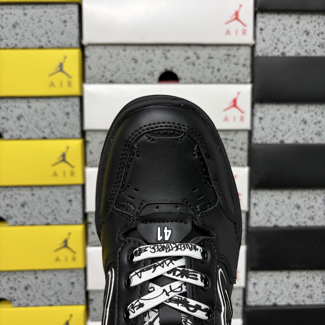 Balenciaga Hamptons Sneakers 1000 - Image 6