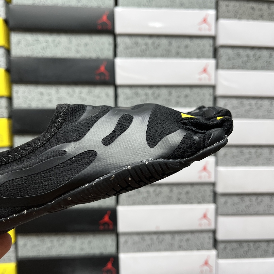Suicoke Finger Chukka Boot - Image 3
