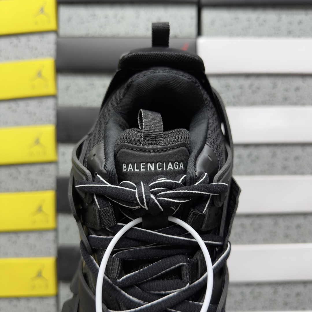 Balenciaga BLCG Track 1000 Triple Black White Label - Image 6
