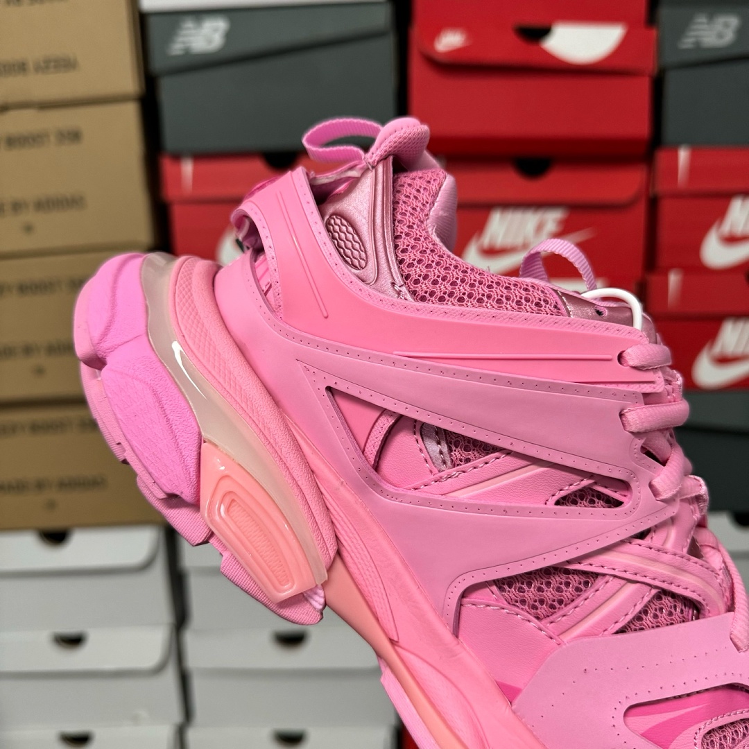 Balenciaga Track Pink LED - Image 6
