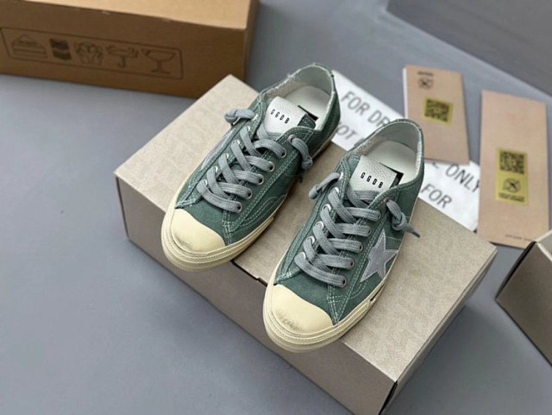Golden Goose Deluxe Brand Green Silver Star - Image 6