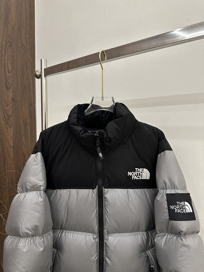 Chanel The North Face White Label Novelty Nuptse Down Jacket (Asia Sizing) - Image 43