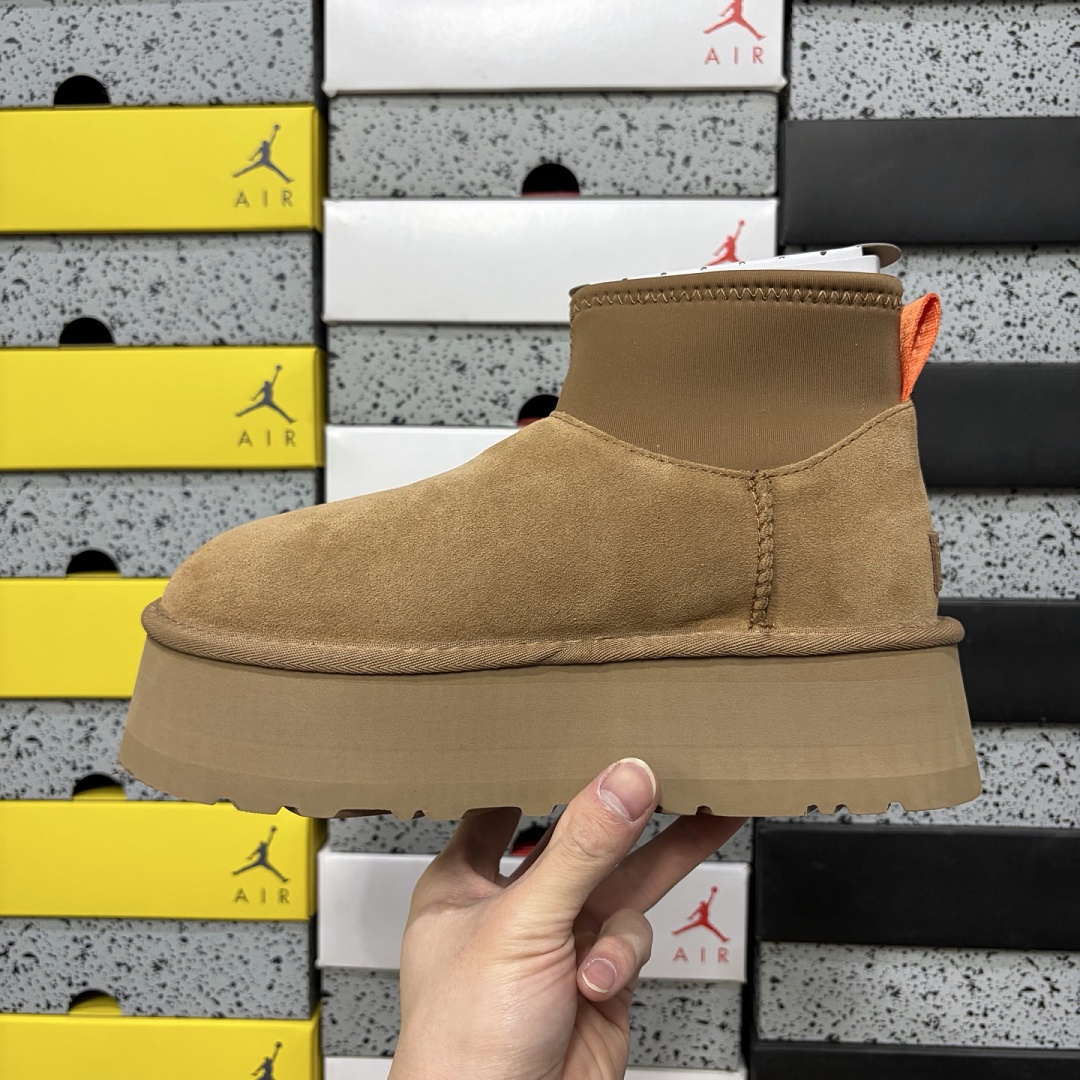UGG Classic Mini Dipper Boot Brown -8170 - Image 4