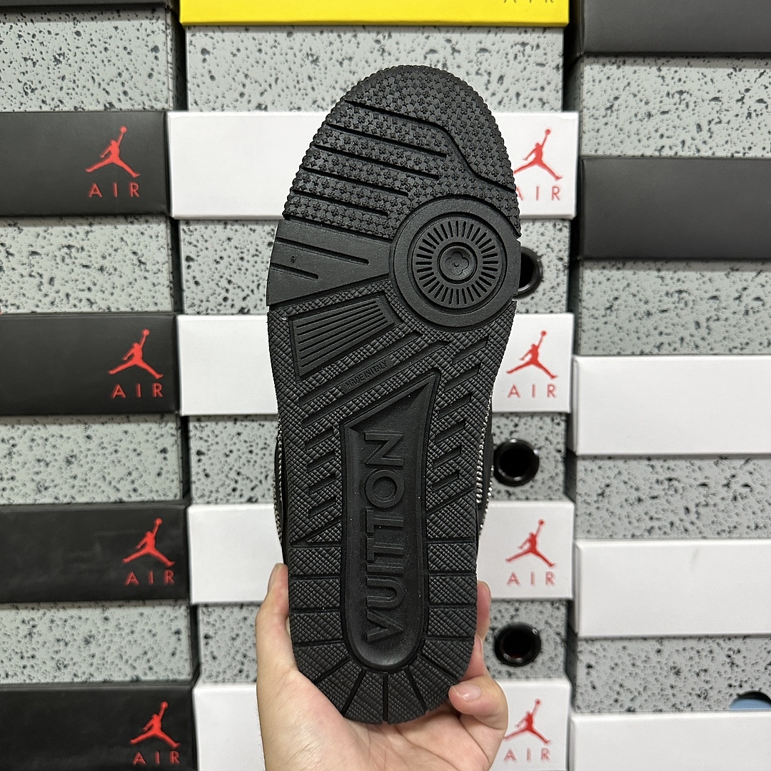 Louis Vuitton Skate Sneaker SK8 - Image 8