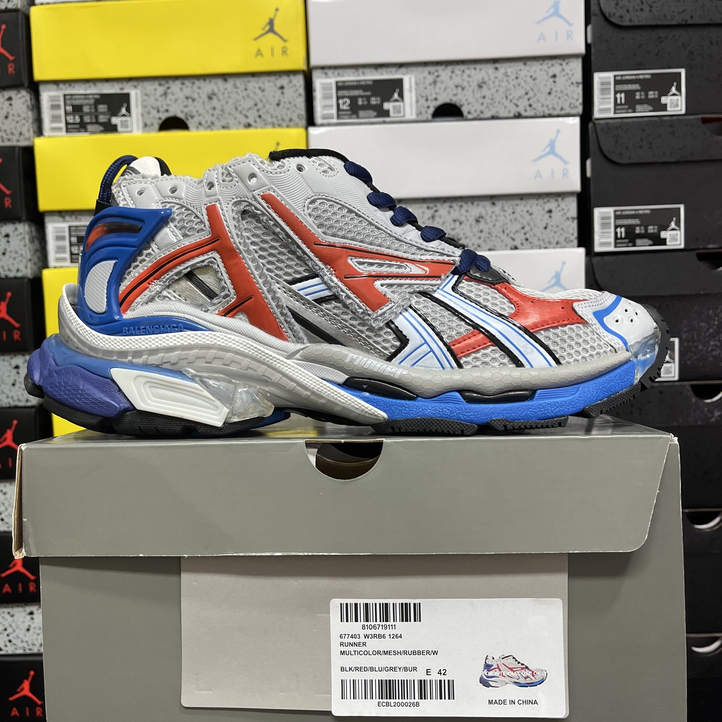 Balenciaga BLCG Runner 7.0 - Image 11