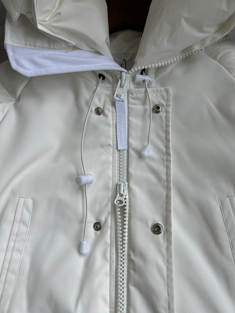 Canada Goose Chilliwack Bomber Jacket - Image 29