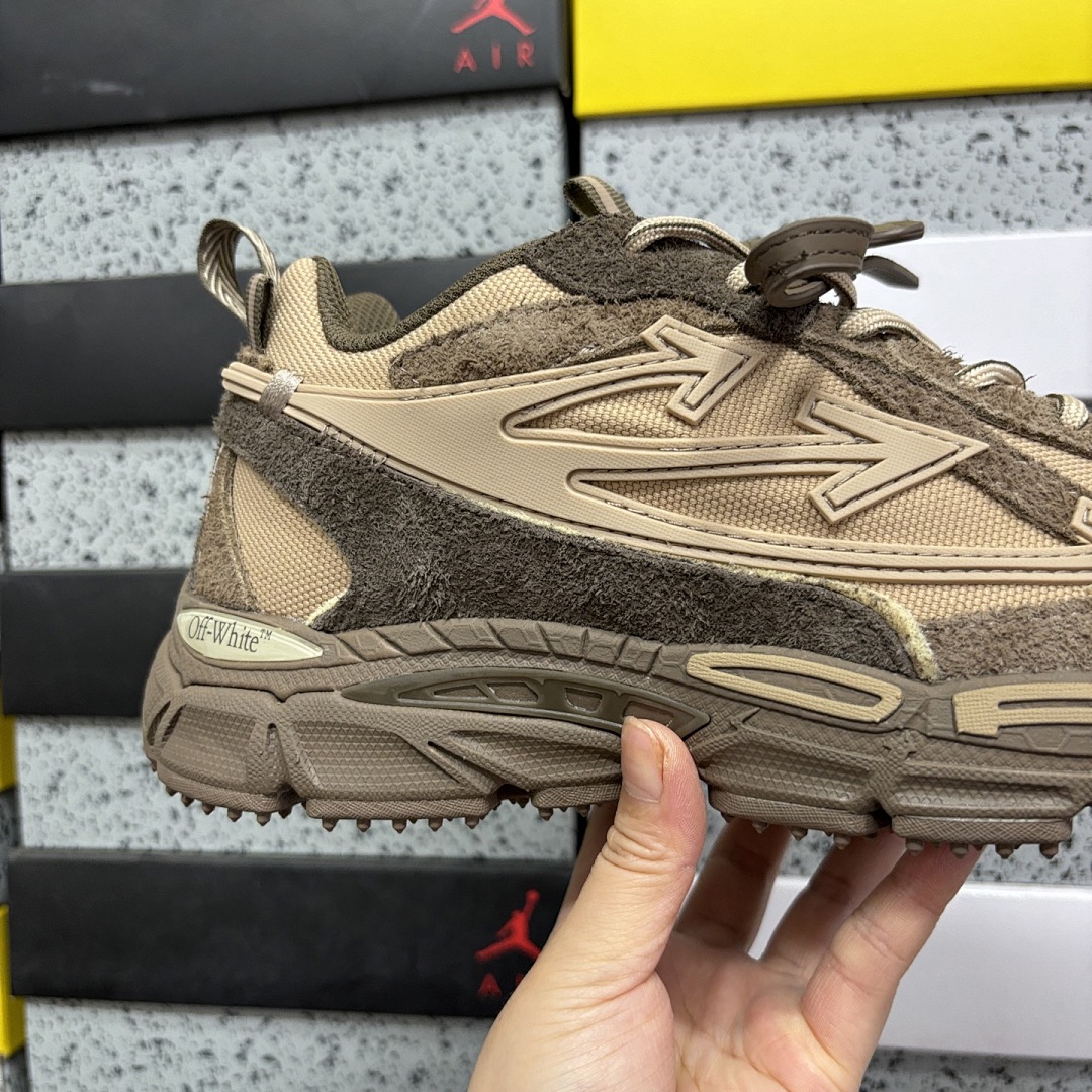 Off-White Be Right Back - Image 6