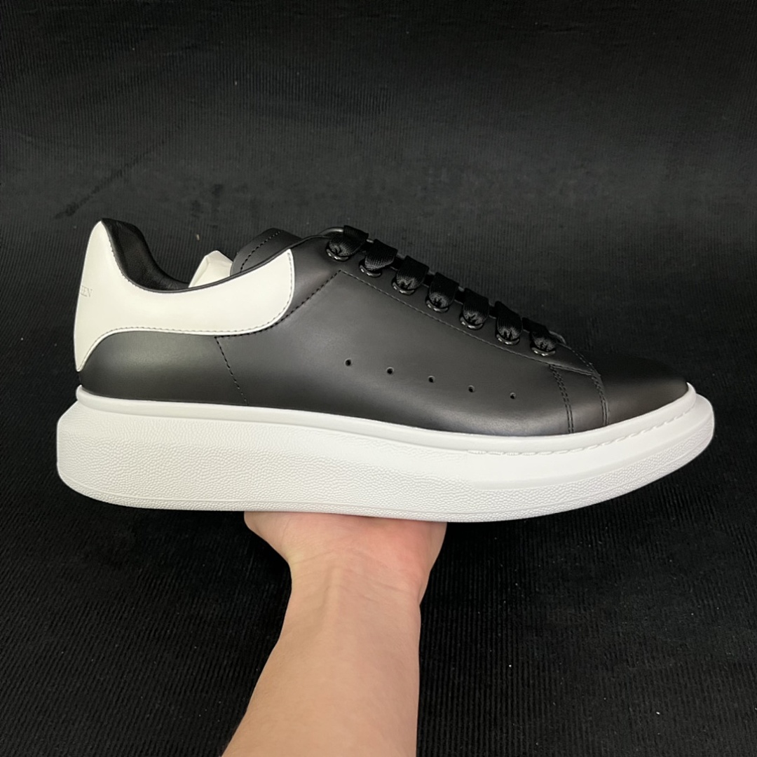 Alexander McQueen Alexander McQueen