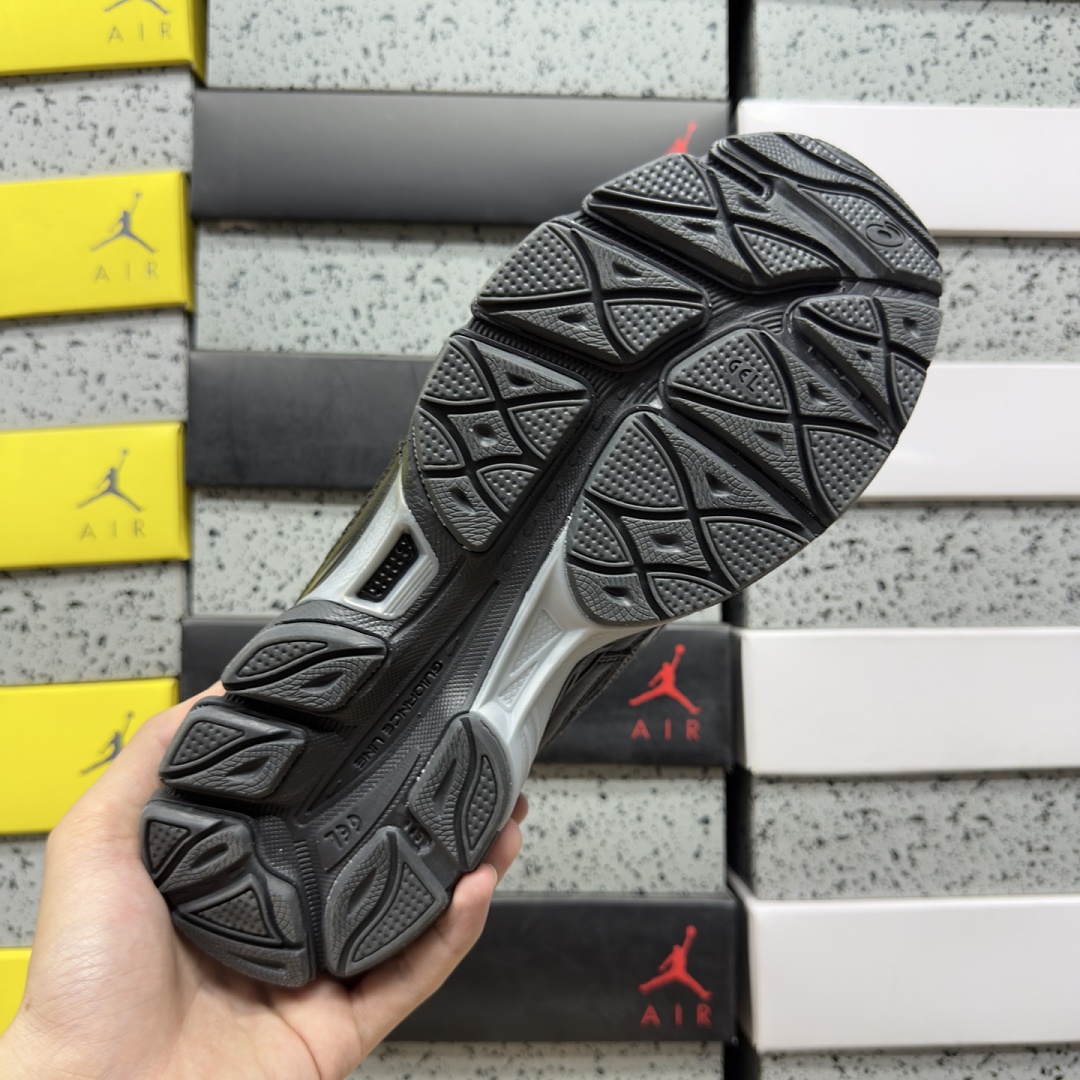 ASICS Gel-NYC (Black) - Image 9