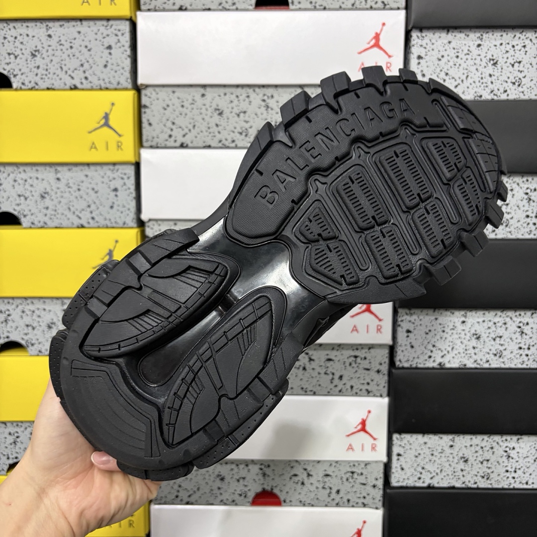 Balenciaga Track - Image 9