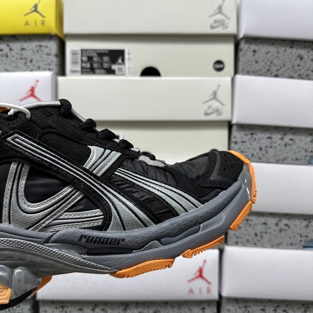 Balenciaga BLCG Runner - Image 20