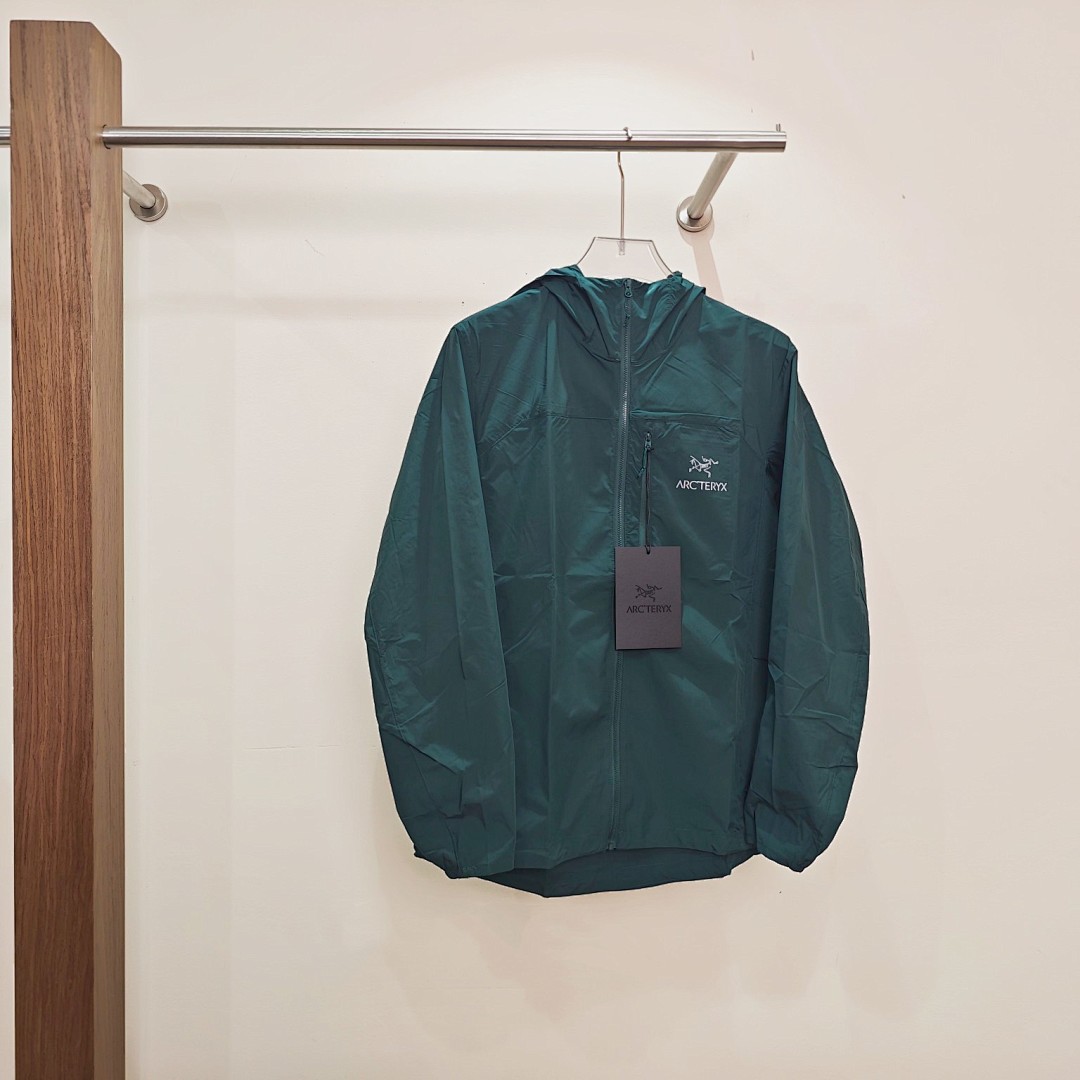 Arc'teryx Squamish Hoodie - Image 33