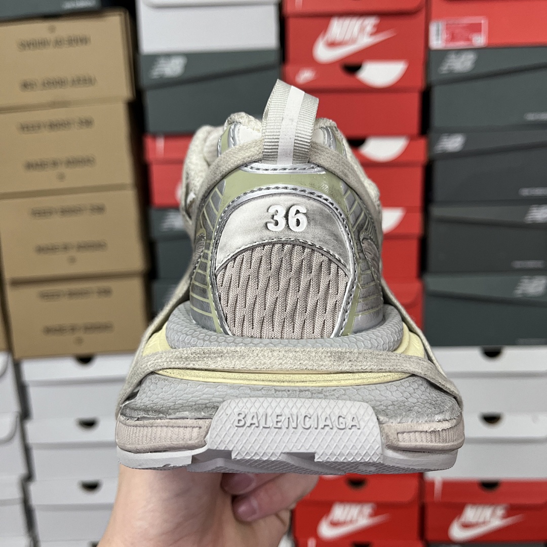 Balenciaga 3XL Extreme Lace - Image 86