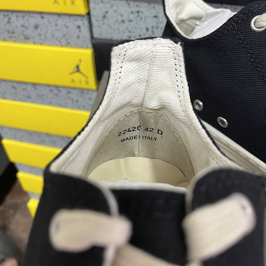Rick Owens Vintage Sneaks S58WS0109 (Black) - Image 2