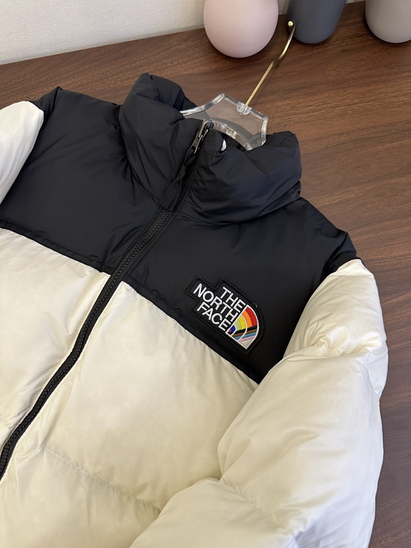 Chanel The North Face 1996 Retro Nuptse 700 Fill Packable Jacket - Image 51