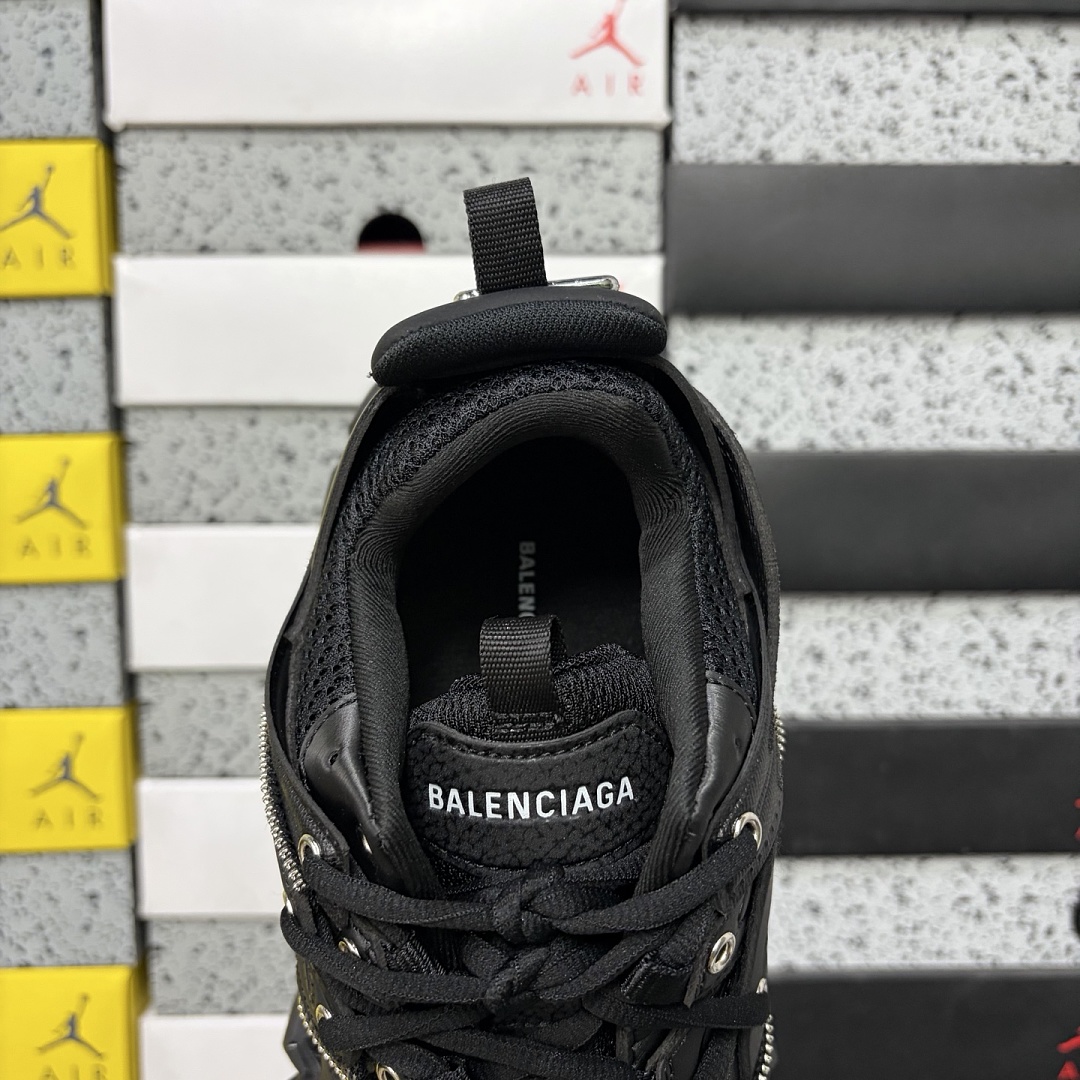 Balenciaga BLCG Track 3.0 - Image 9