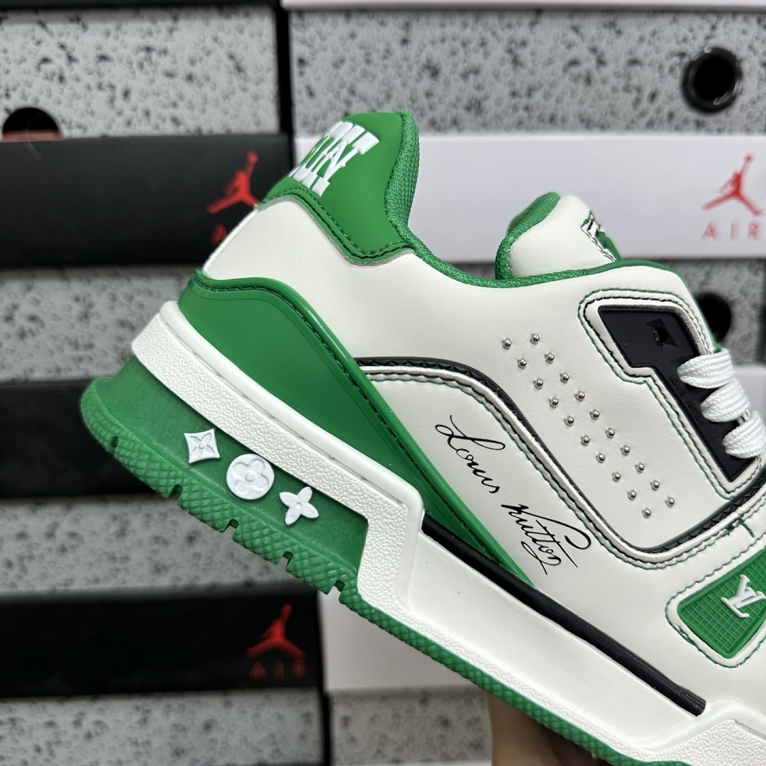 Louis Vuitton Trainer Rhinestone - Image 8