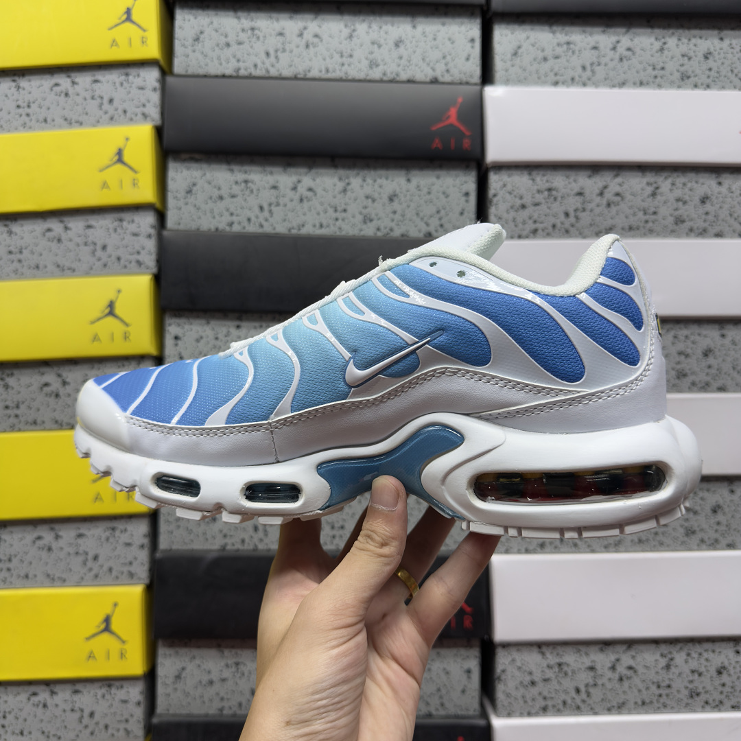 Nike Air Max Plus (Sky Blue) - Image 9