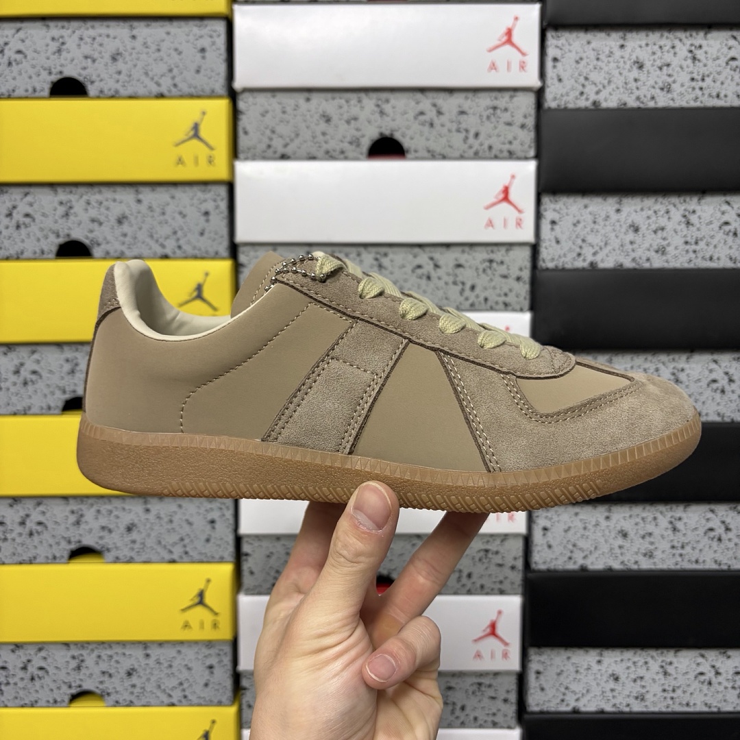 On Running Maison Margiela Replica - Image 11