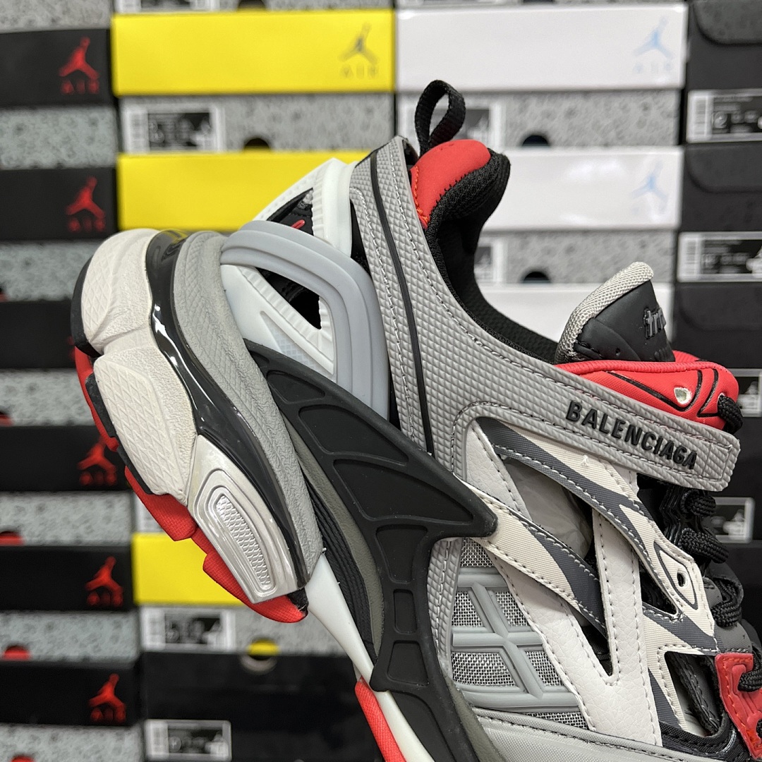 Balenciaga Track 2.0 - Image 53