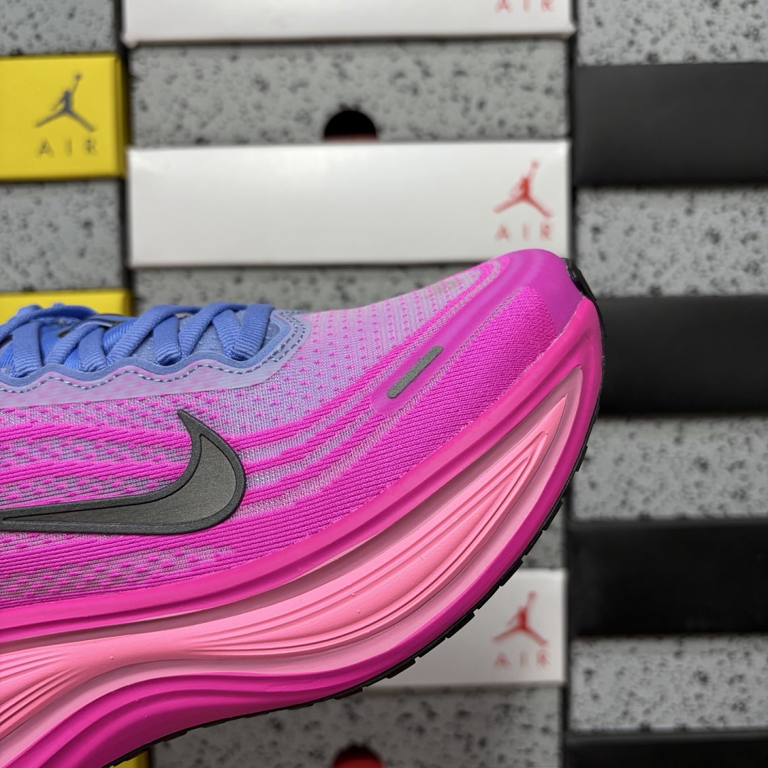 Nike Vomero Plus Royal Pulse Fire (Pink) - Image 3