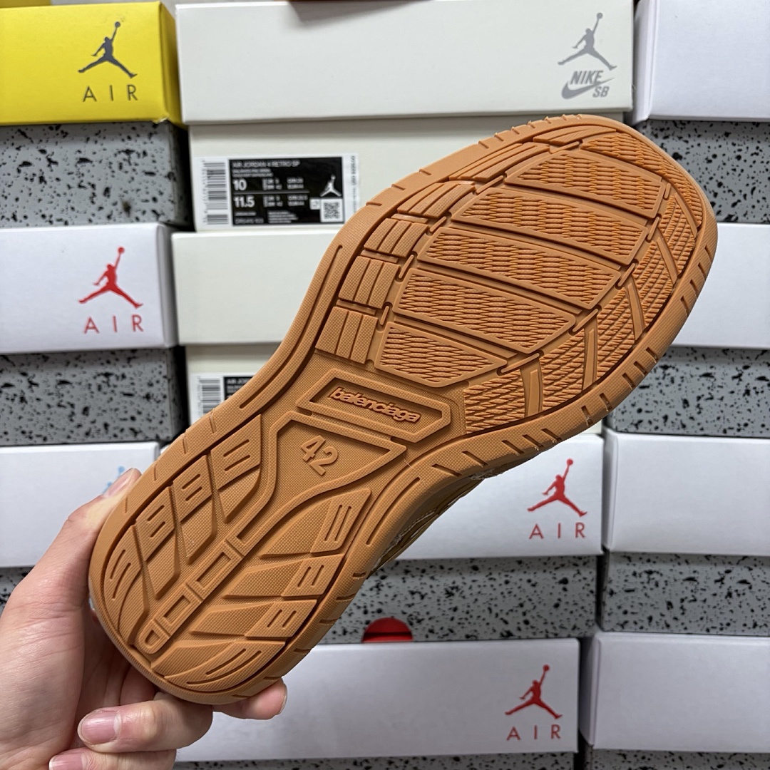 Balenciaga Hamptons Sneakers 18 Gen - Image 9