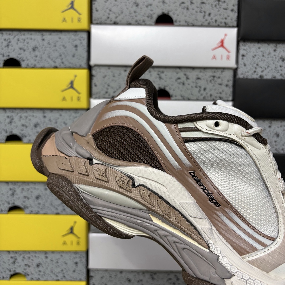 Balenciaga Triple S 2 - Image 9