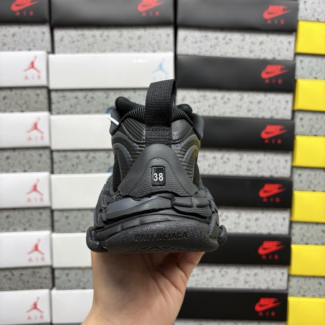 Balenciaga Triple S 2 - Image 8