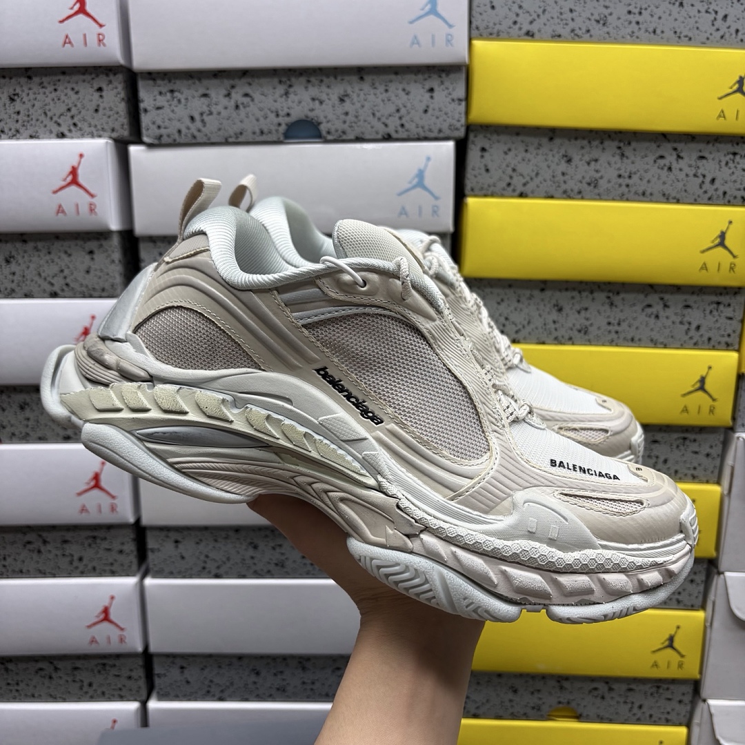 Balenciaga Triple S 2 - Image 7
